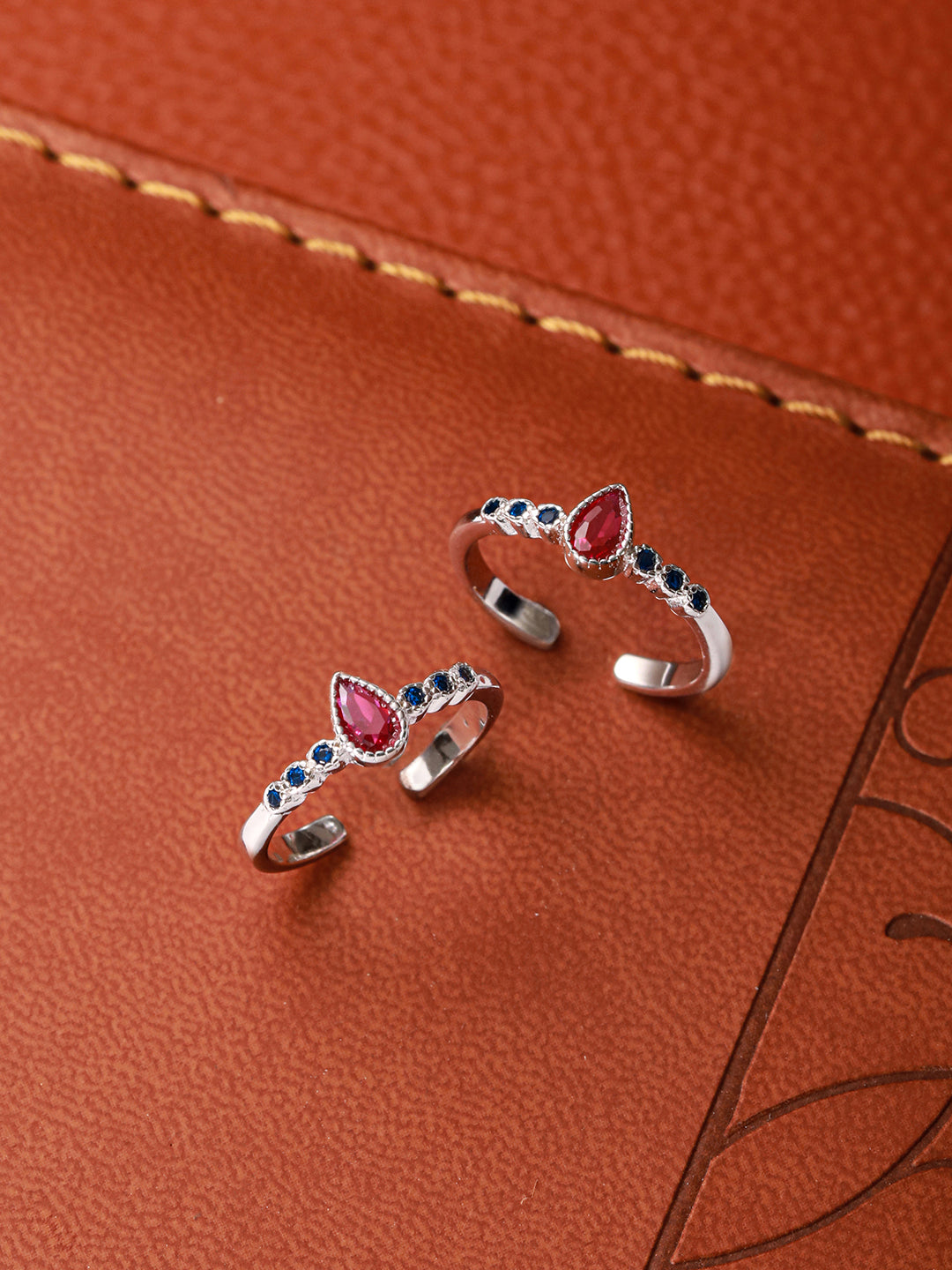 925 Sterling Silver Ruby Red Minimal Trendy Toe Ring